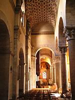 Lyon, Abbaye d'Ainay, Travee (1)